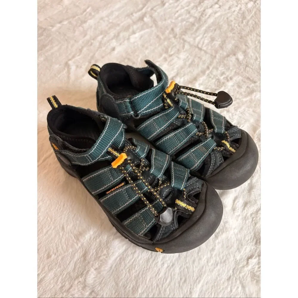 KEEN Kids Newport H2 Sandals Size 1 Teal Black Water Sport Hiking